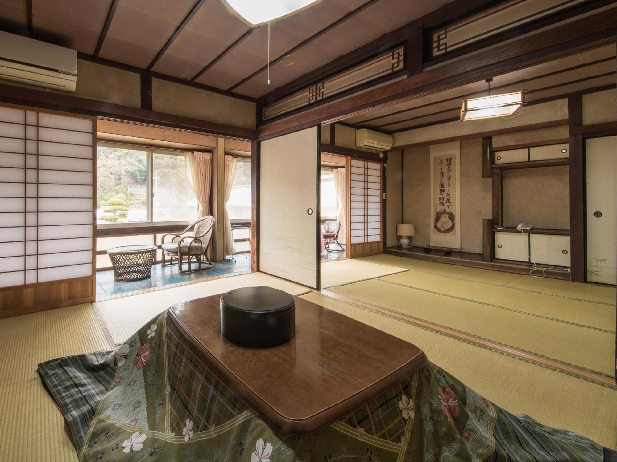 ناغاتو Izumiya Ryokan' Tawarayama Onsen المظهر الخارجي الصورة